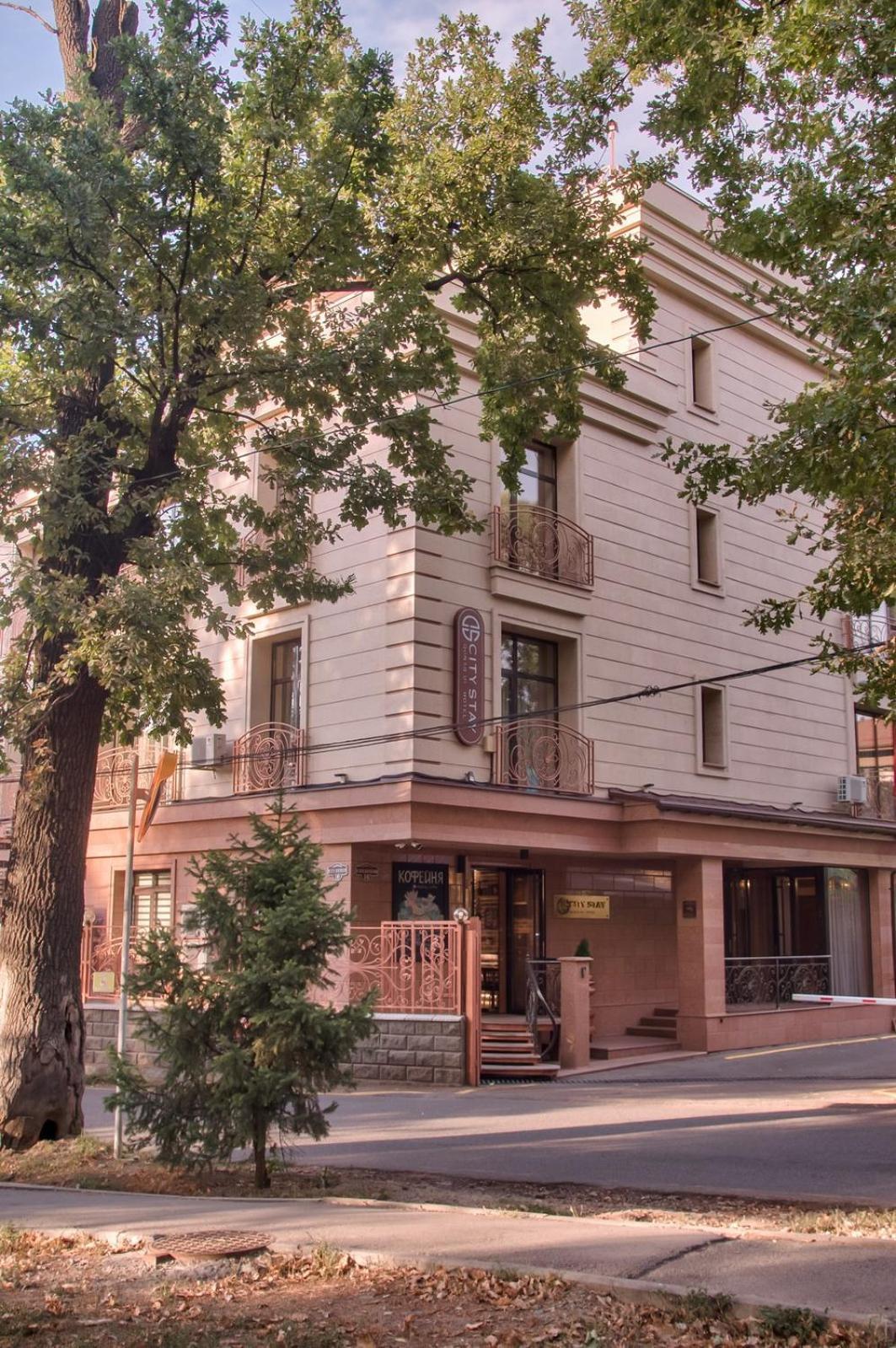 City Stay Апарт-Отель Алматы Extérieur photo