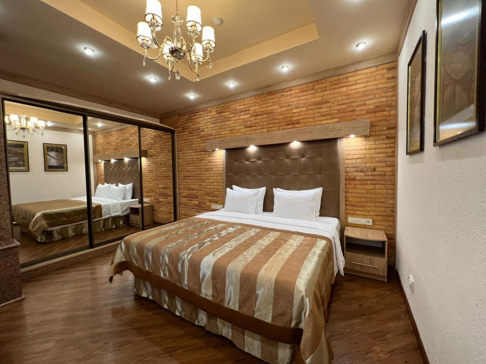 City Stay Апарт-Отель Алматы Extérieur photo